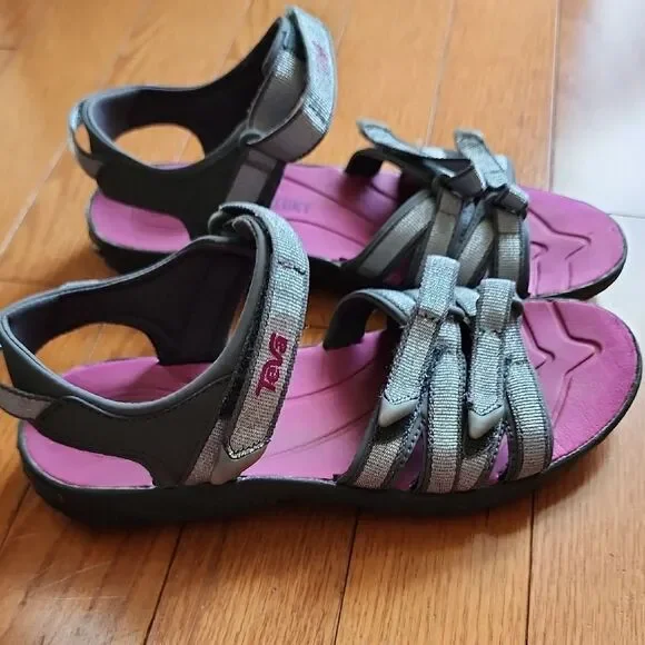 Teva Kids' Sandals - Pink and Gray - Girls Size 4 - Picture 3 of 6